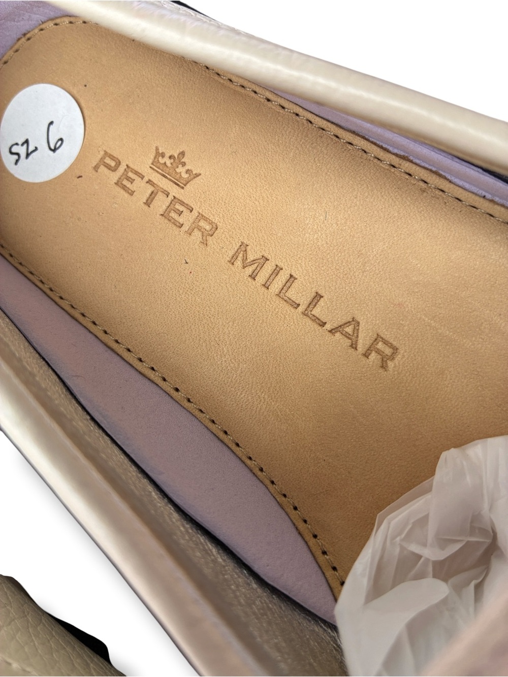 Peter Millar cream/ silver pebbled leather driving moccasins. New. Sz 6 - Picture 12 of 15